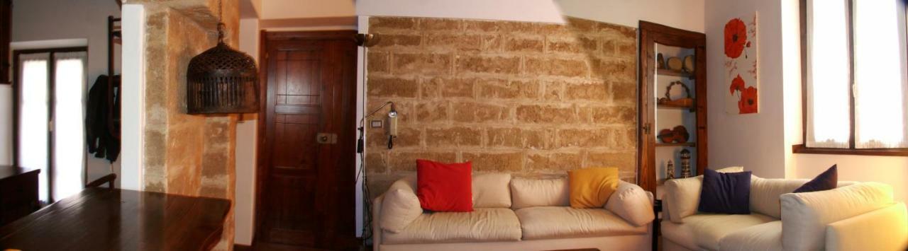Cozy Apartment Mati Alghero Historic Center Bagian luar foto